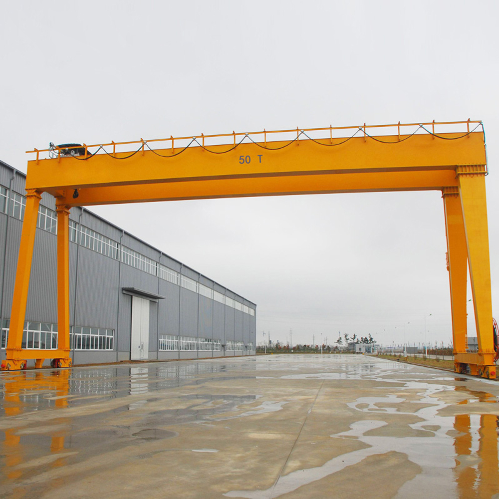 Double girder gantry crane without overhang